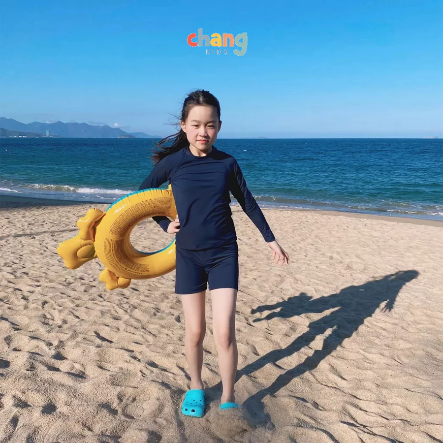 Đồ bơi bé gái